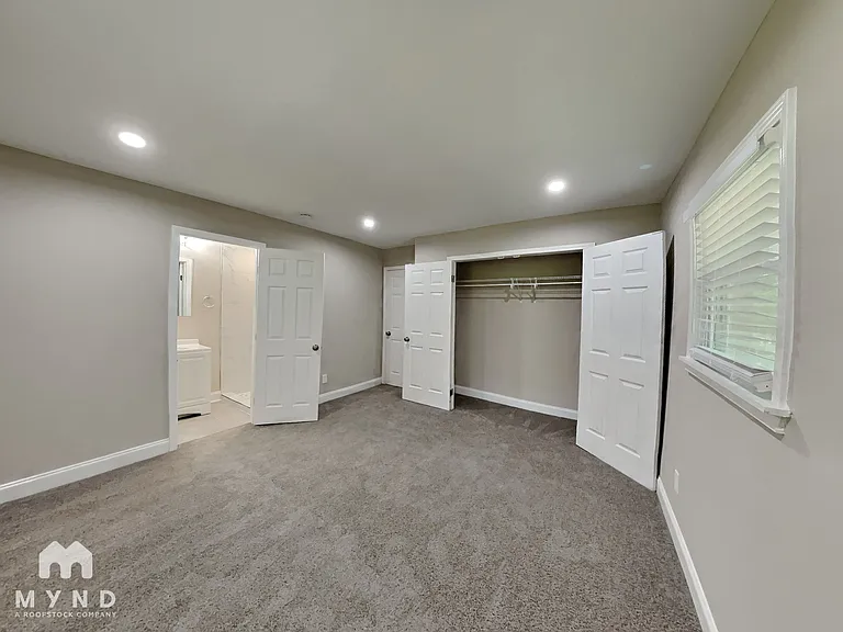 8266 Lake View Ter — Photo 7