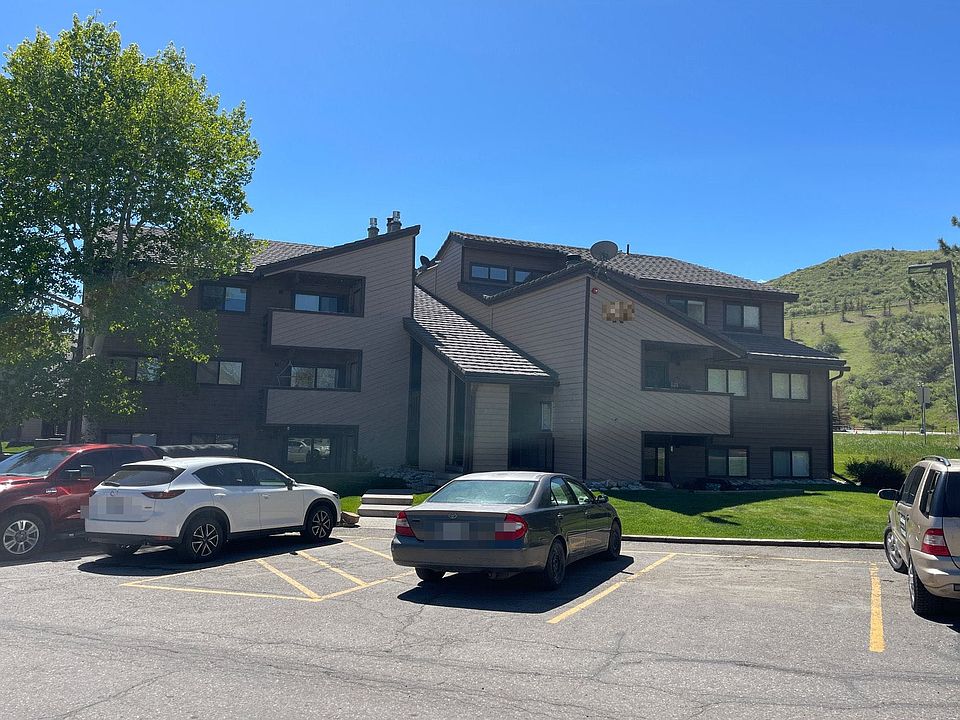 1st image of 1060 W Beaver Creek Blvd
