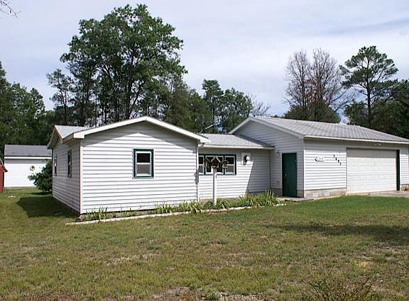 4th image of 3893 E M 72 Hwy
