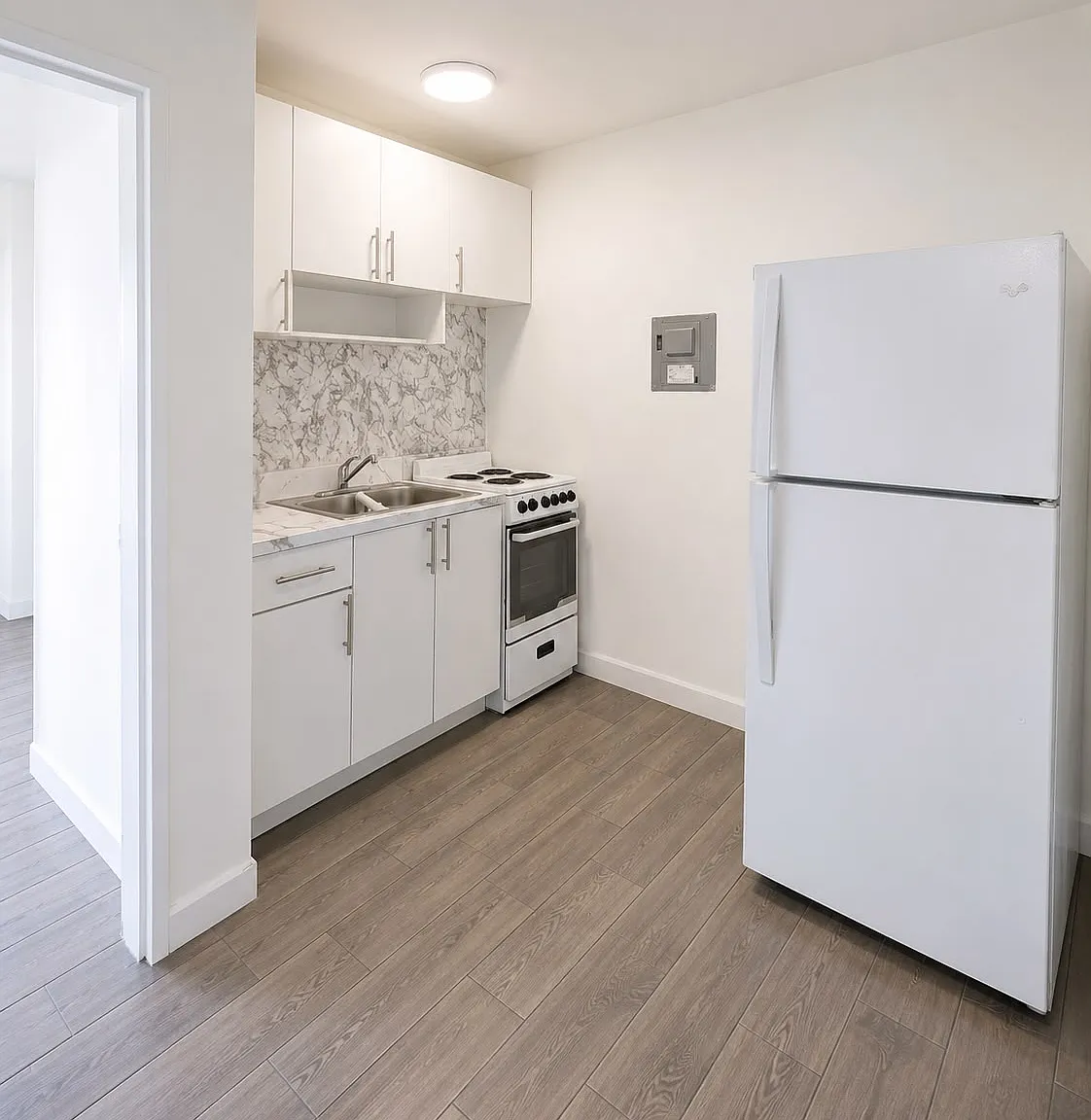 14280 Northeast 6th Avenue - 5 — Photo 3