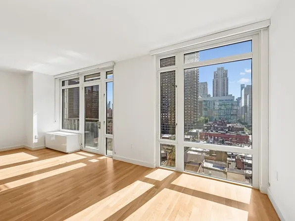 501 East 74th Street image 10 of 14