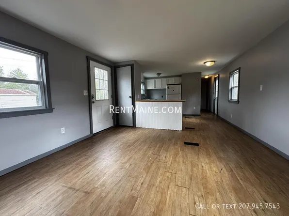82 Park Dr, Canaan, ME 04924