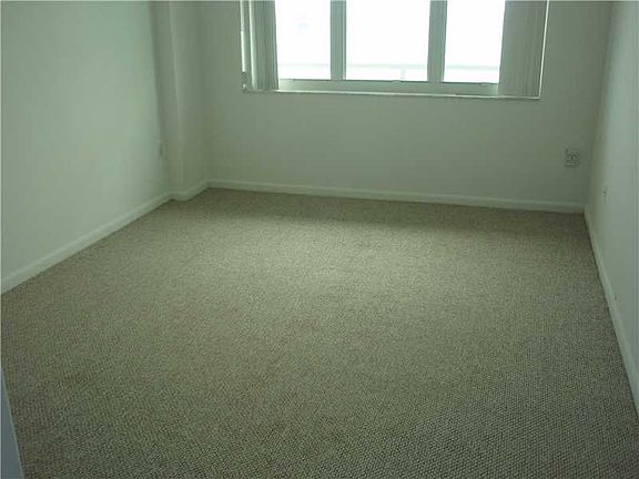 5th image of 800 Claughton Island Dr APT 1803