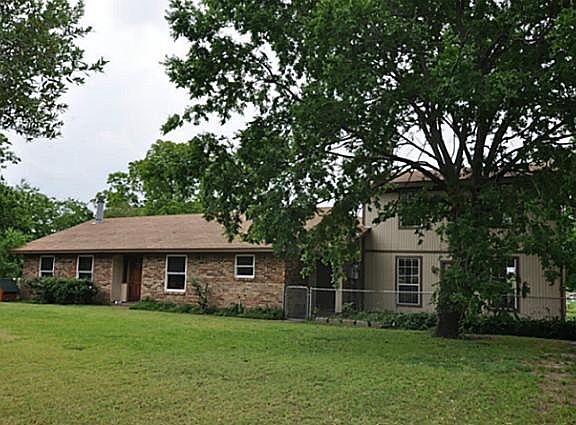 3rd image of 5150 County Road 2208