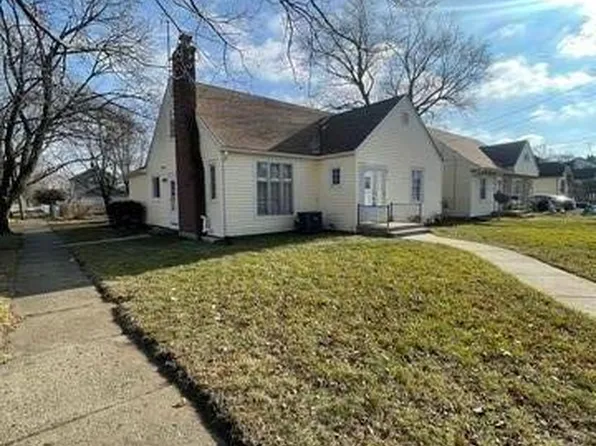 1723 Bruner St, Rockford, IL 61103