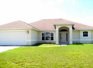 462 SW Carter Ave, Port Saint Lucie, FL 34983