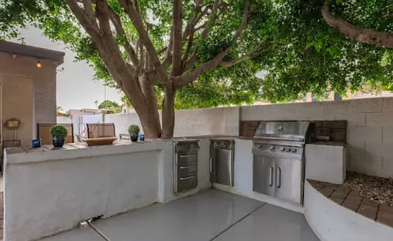 554 W Desert Ave — Photo 28