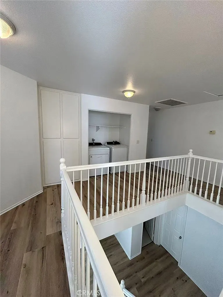 7 bed, 2661 sqft, $3,650 — Photo 4