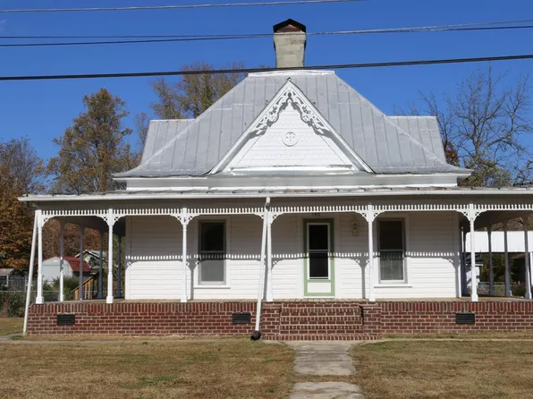 140 Pocahontas Ave, Spring City, TN 37381