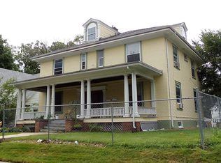 609 W 16th St, Davenport, IA