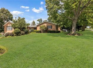 131 Chippewa Park Rd, Beaver Falls, PA 15010