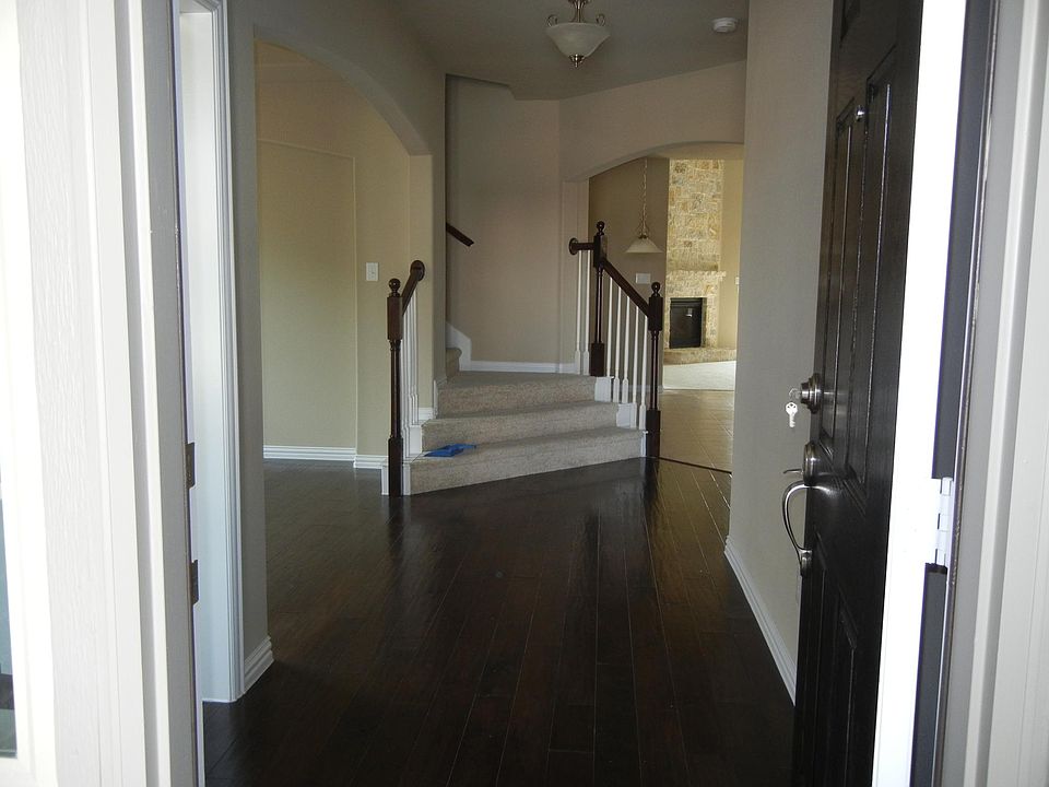 1st image of 624 Kinghaven Dr