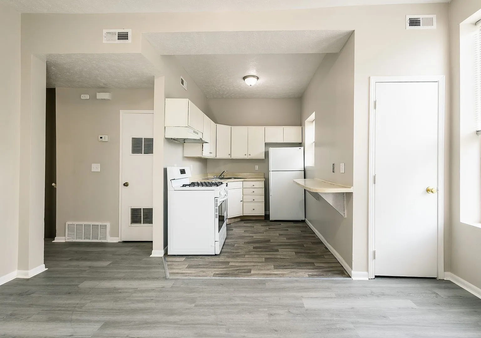 N 29th Street Apartments — Photo 3