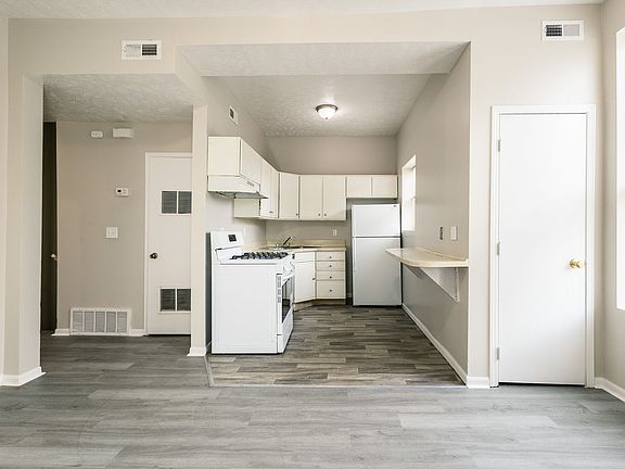 3rd image of 1001 N 29th St #1003-1/2