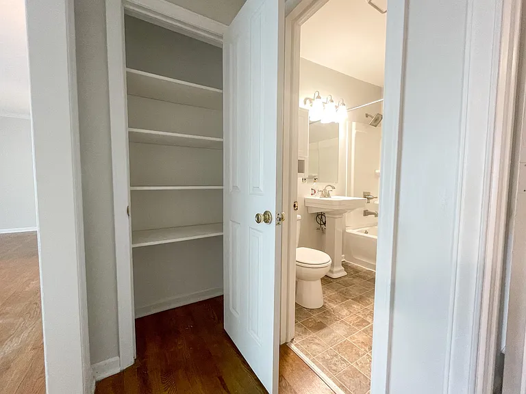 405 Hawthorne St — Photo 10