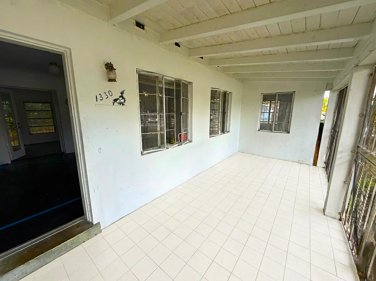 1330 Kasim Street - 1 — Photo 3