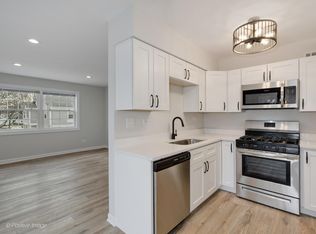 1232 Oboe Ct #32D, Wheeling, IL 60090