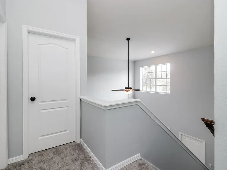 18034 Birdwater Dr — Photo 9