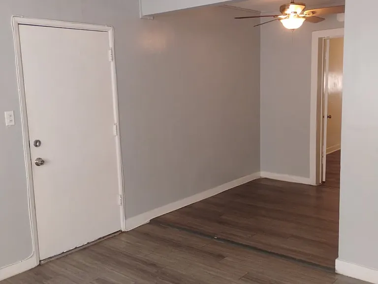 1431 Elm Ave #1 — Photo 20