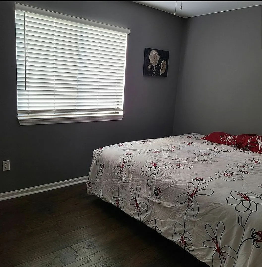 2 bed, 1104 sqft, $1,400 — Photo 3