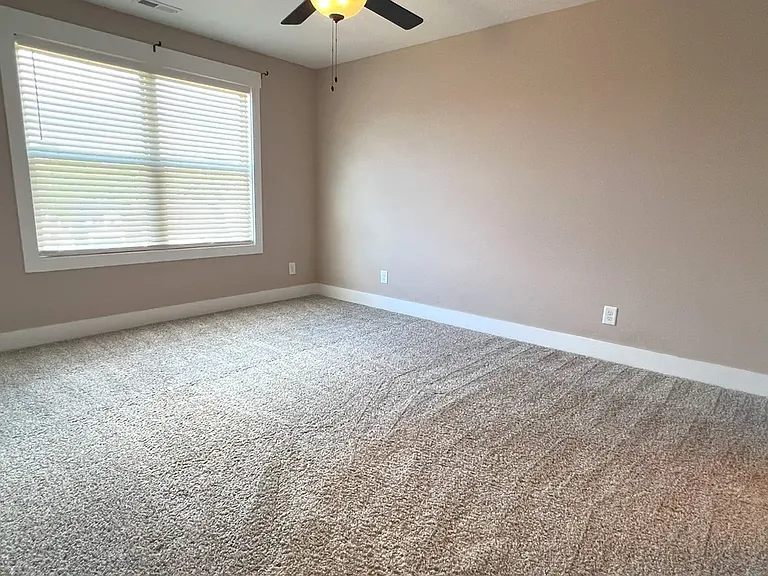 1346 Isaiah Dr — Photo 8