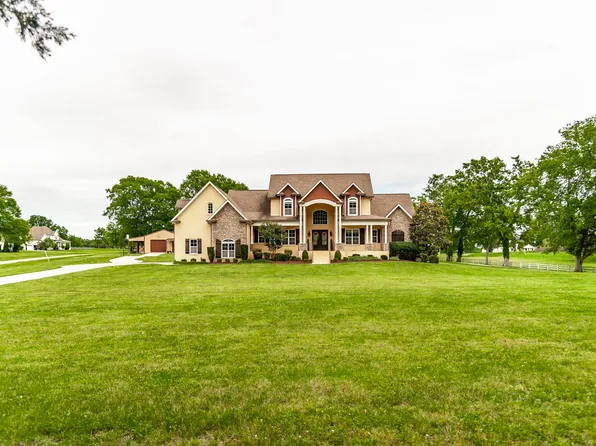835 Douglas Bend Rd, Gallatin, TN 37066