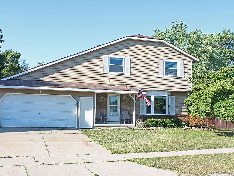 1st image of 435 Stonehenge St SE