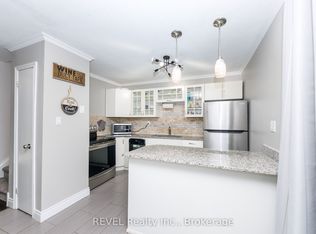 1300 Upper Ottawa St #43, Hamilton, ON L8W 1M8