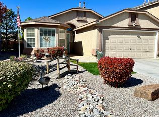 352 Playful Meadows Dr NE, Rio Rancho, NM 87144
