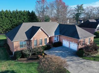 54 Wittenburg Springs Dr, Taylorsville, NC 28681