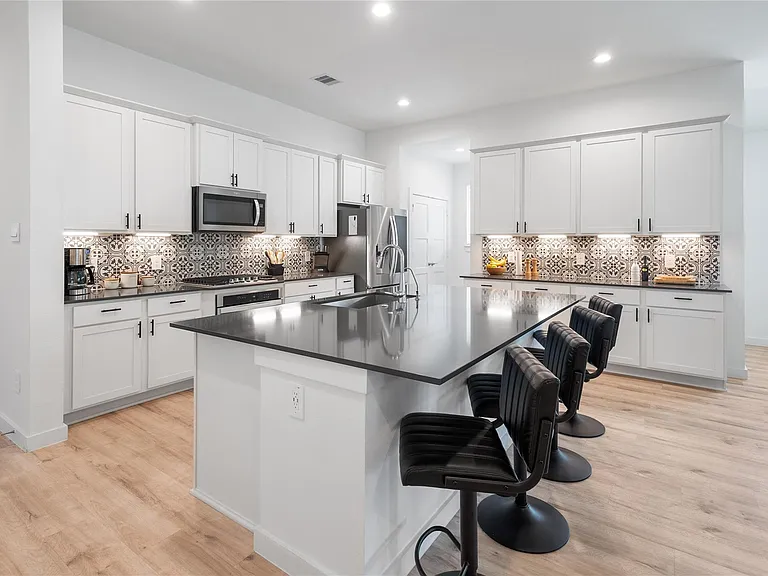 10208 Prairie Creek Ln — Photo 6