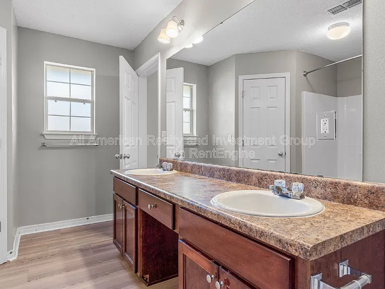 203 Citadel Ln — Photo 26