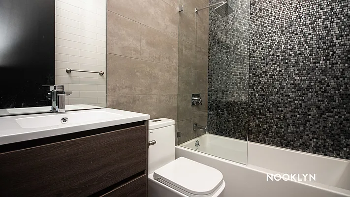 Rented by Nooklyn NYC LLC | media 32