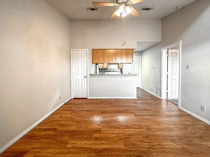 1 bed, 1.0 bath, $1,195 — Photo 1