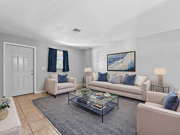 3rd image of 4548- 4550 SE Salvatori Road