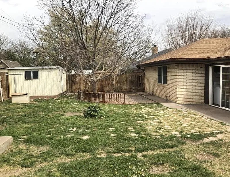 4 bed, 2161 sqft, $2,500 — Photo 3