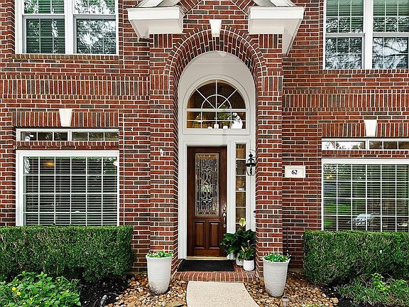 3rd image of 62 N Linton Ridge Cir