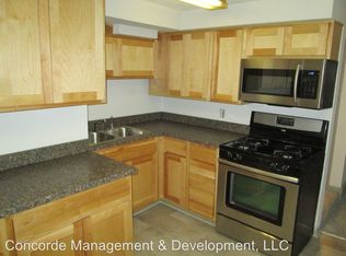 4731 Meredeth St APT 4, Lincoln, NE 68506