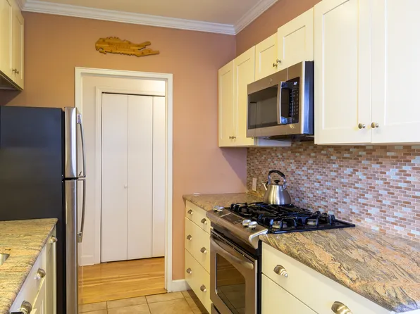 162-41 Powell Cove Boulevard image 16 of 25