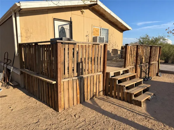 12310 S Fourth Street, Yucca, AZ 86438