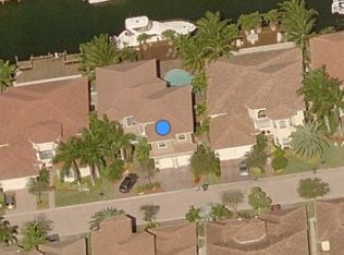 899 Captiva Dr, Hollywood, FL 33019