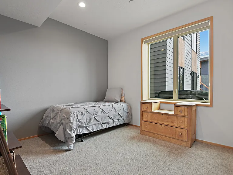 2336 W 1st Ave — Photo 79