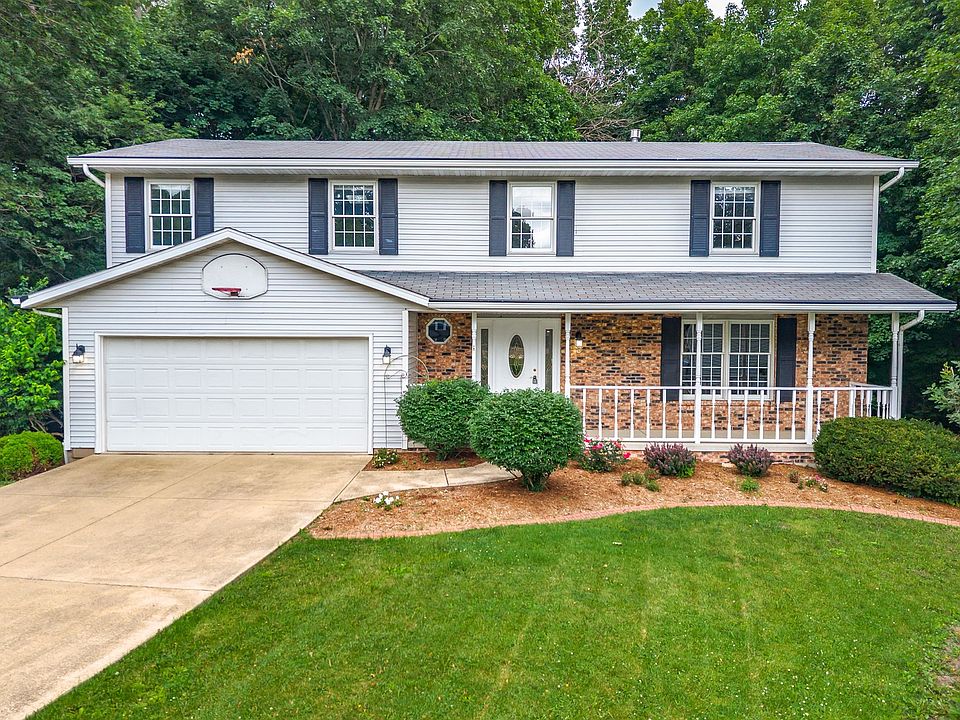 1st image of 3 Shagbark Ct