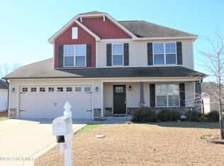 731 Radiant Dr, Jacksonville, NC 28546