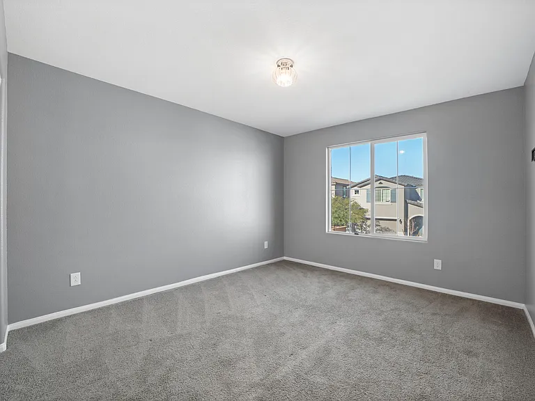 10949 Oregano Ave — Photo 50