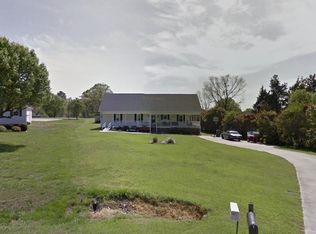 2501 Oakes Plantation Dr, Raleigh, NC 27610