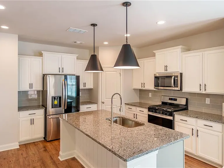 5120 Hillington Way — Photo 9