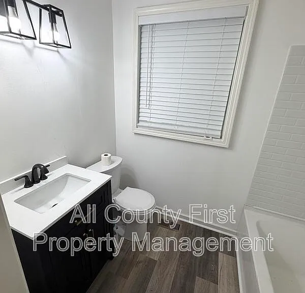 2101 Holly Hill Dr — Photo 6