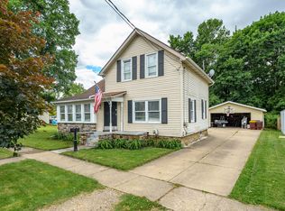 324 S Hamilton St, Marshall, MI
