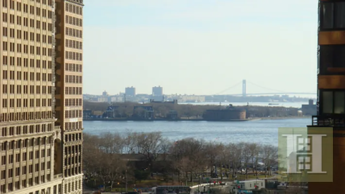 Rented by Halstead Real Estate | media 29